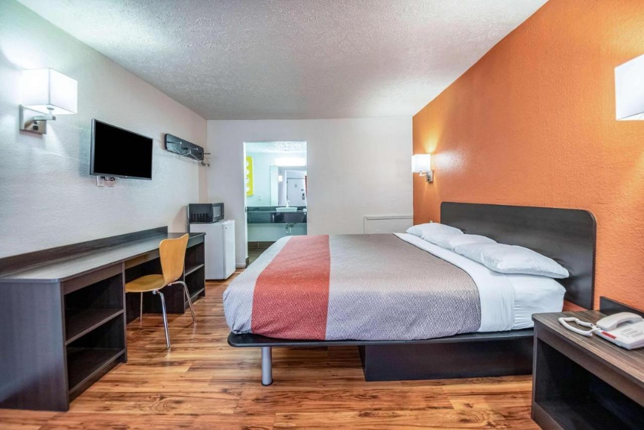 Relax Inn By Oyo Columbus Oh I 70 ภายนอก รูปภาพ