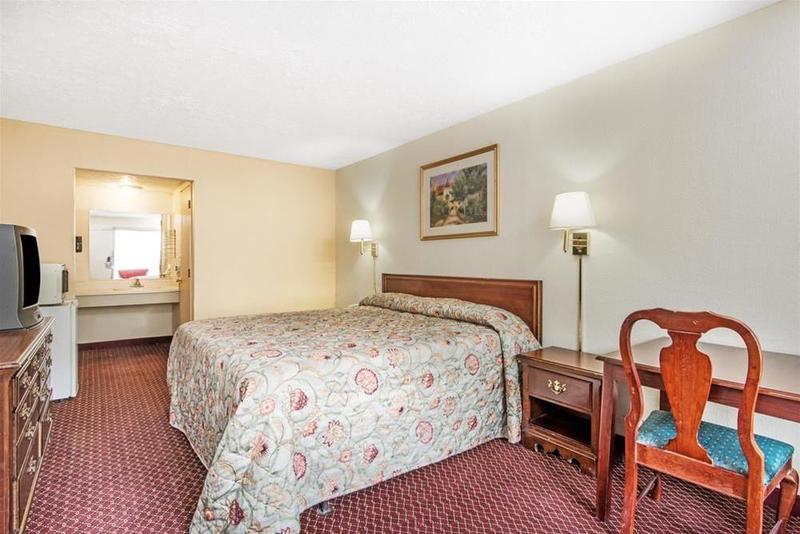 Relax Inn By Oyo Columbus Oh I 70 ภายนอก รูปภาพ